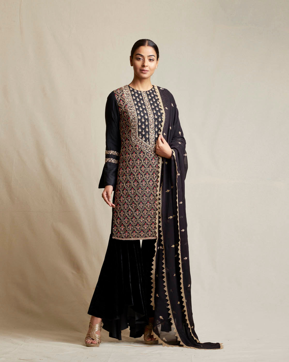 Ismat-Ara Kurta Set