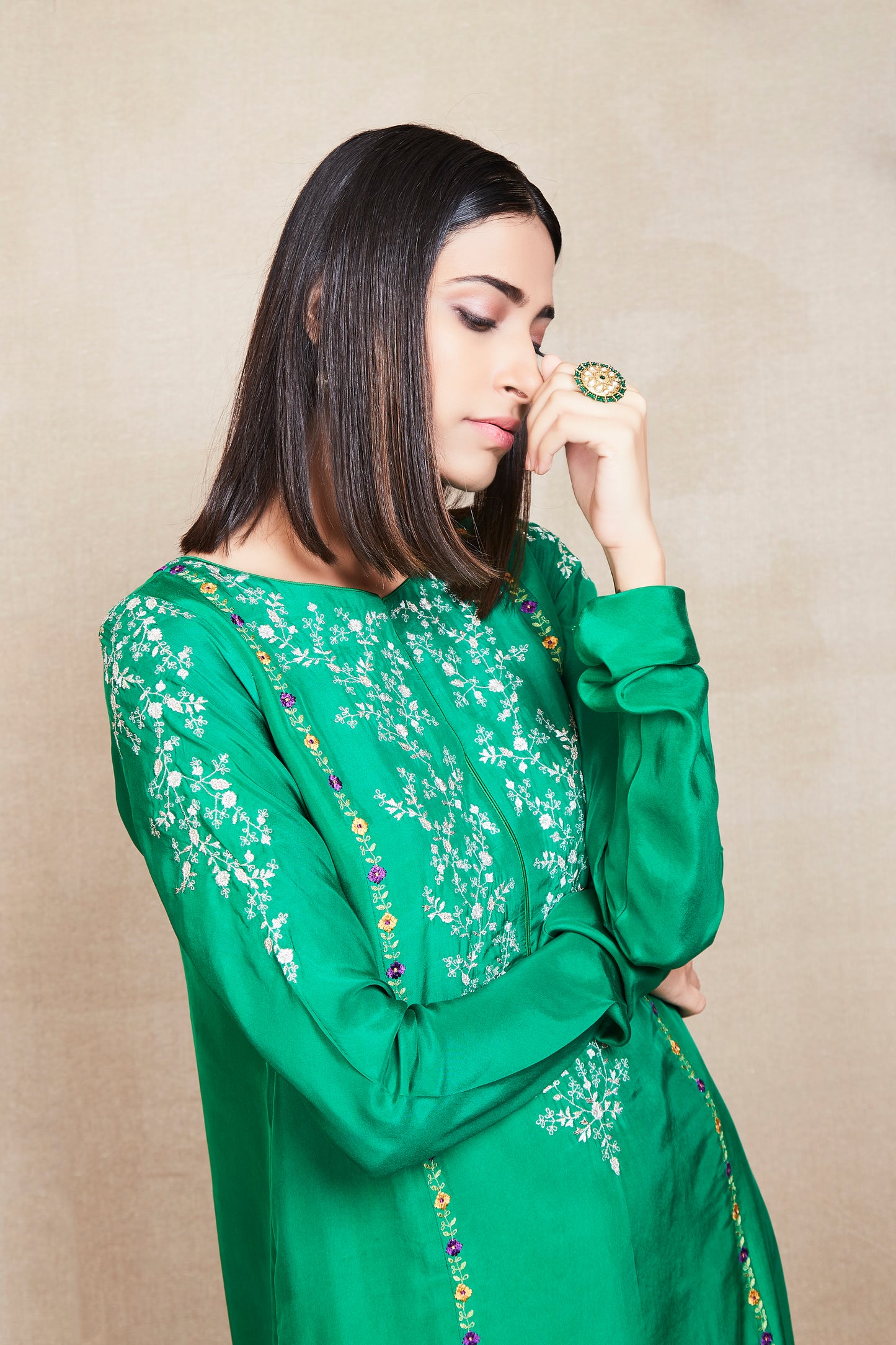 maushmi dark green kurta set