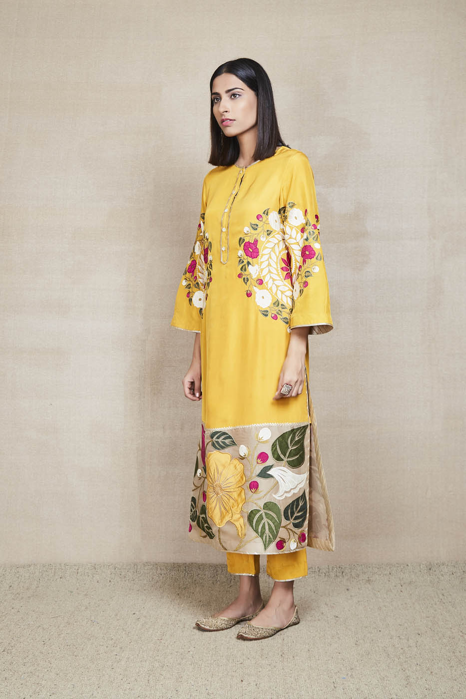 Chandra Kurta Set