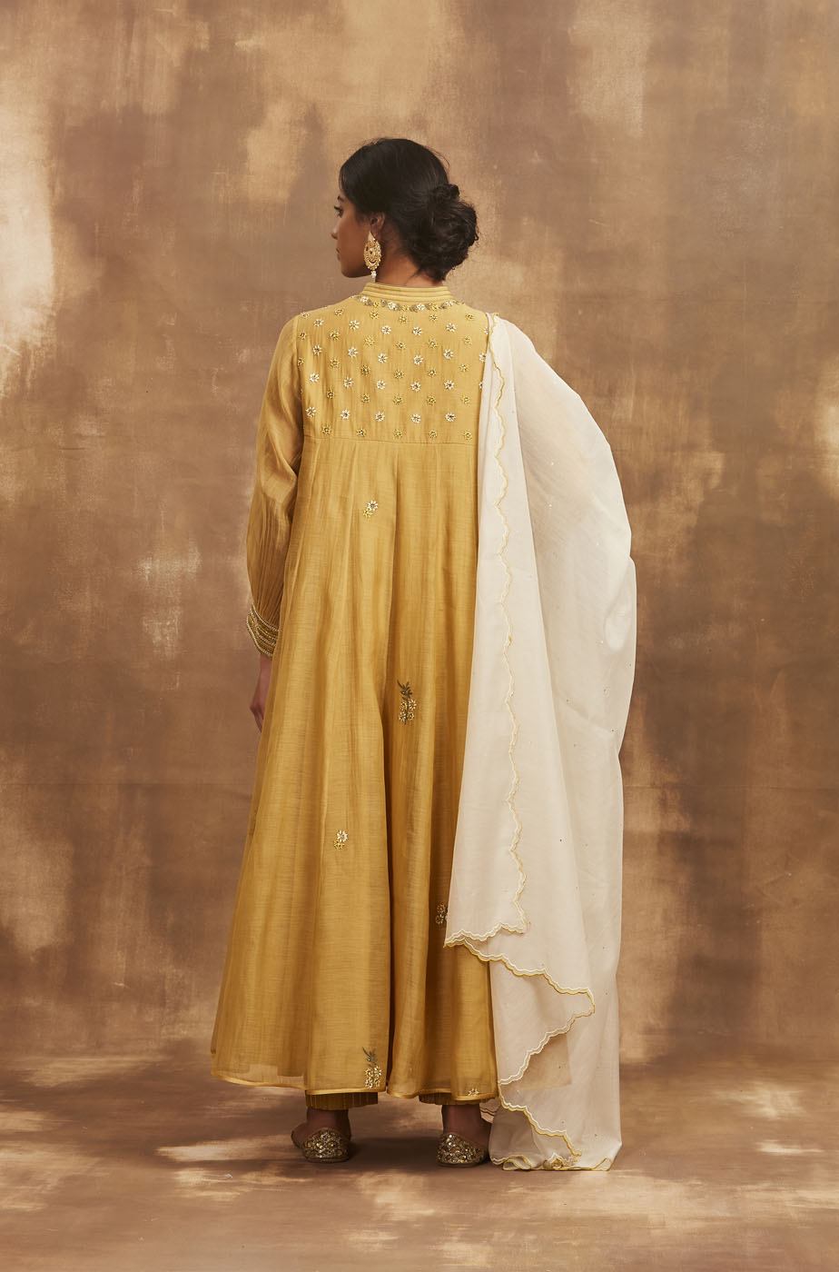 devika anarkali set