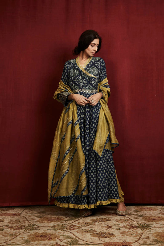 neelya anarkali set
