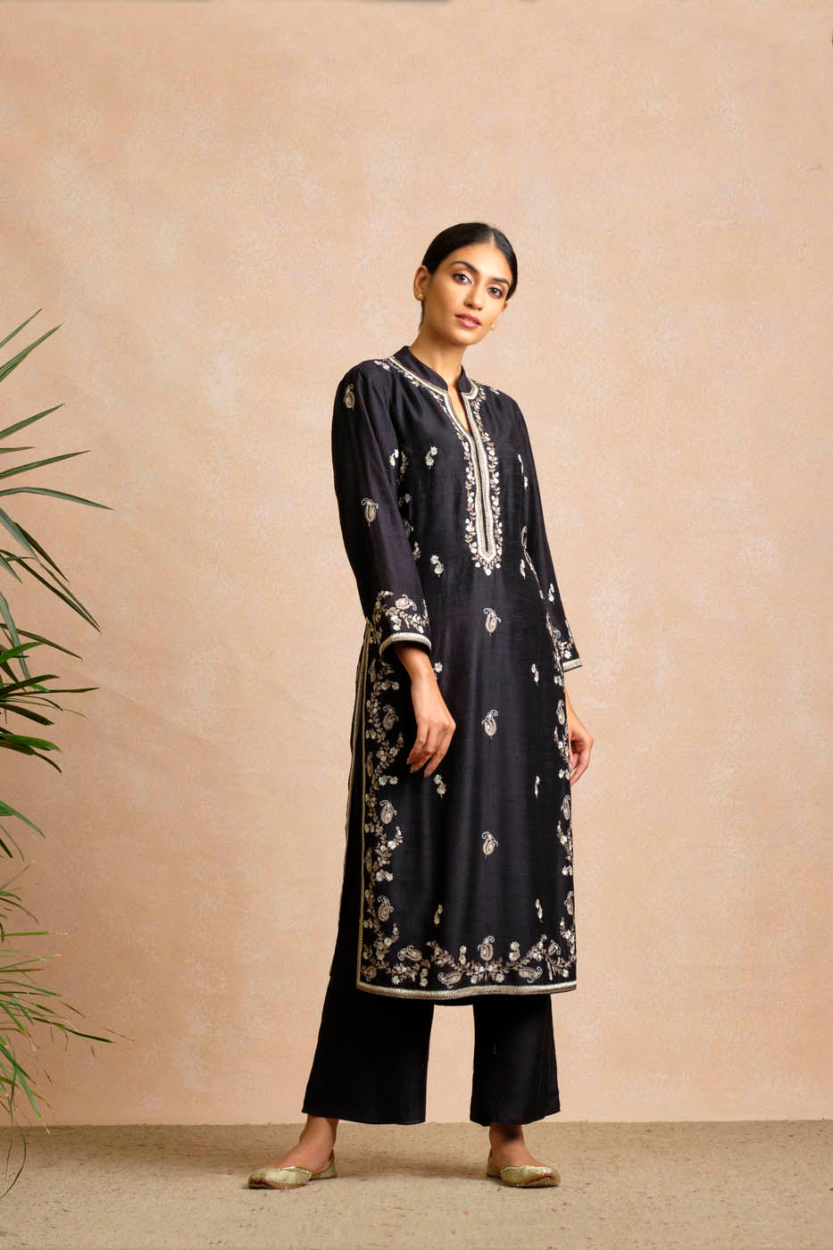 Aaravi Kurta Set