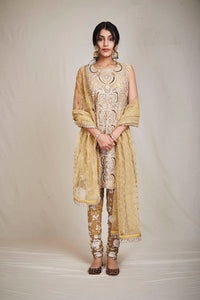 manhoor kurta set