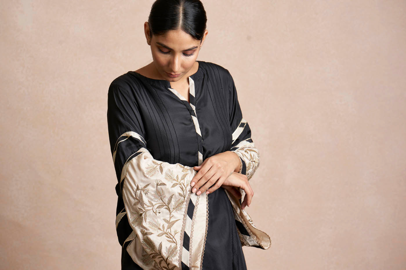 Amodini Tunic Set