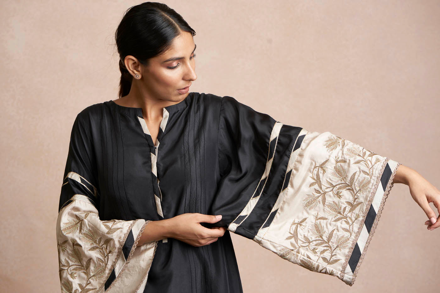 Amodini Tunic Set