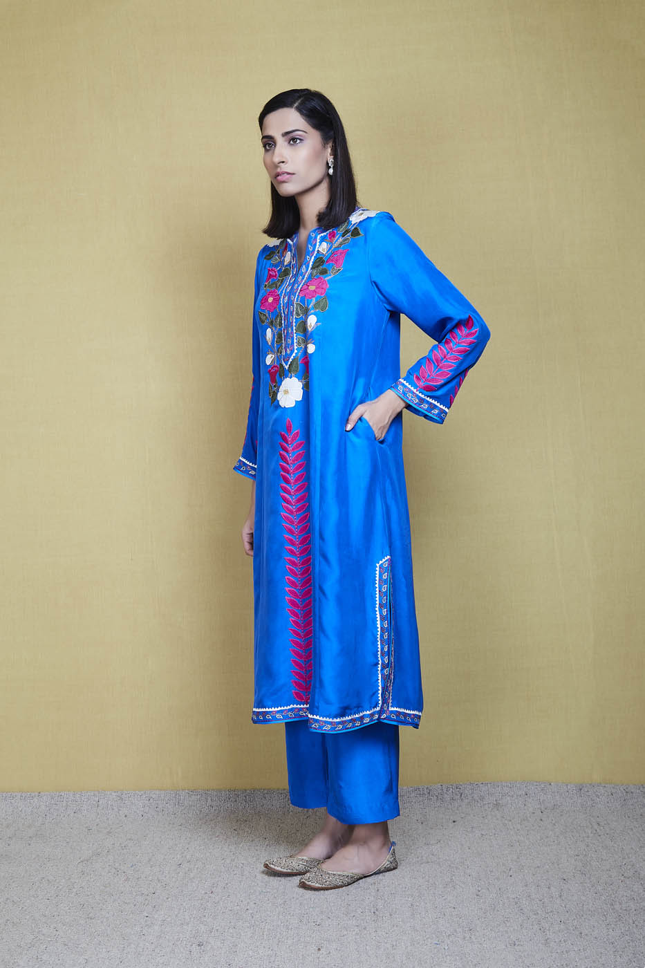 Esha Kurta Set