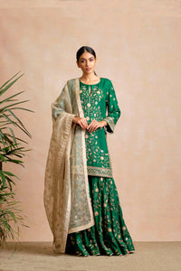 Nandini Gharara Set