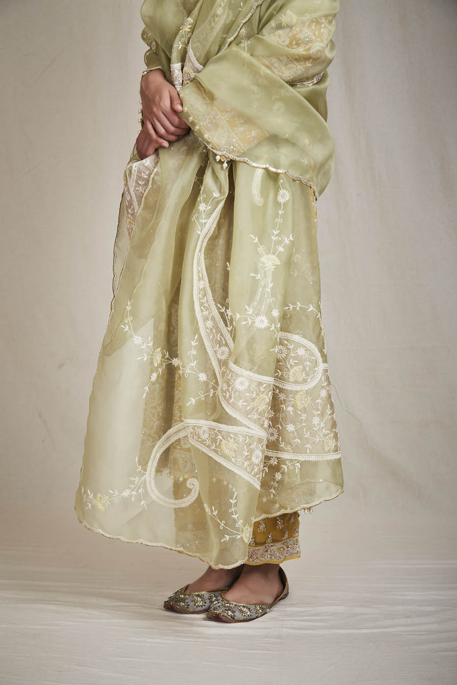 Meeza Kurta Set