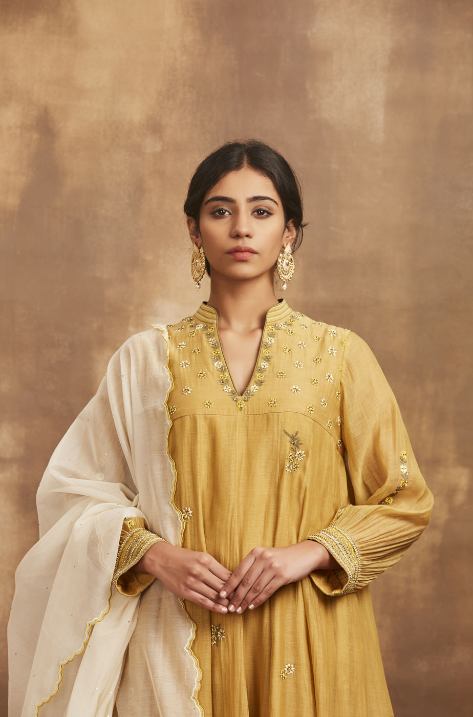 devika anarkali set