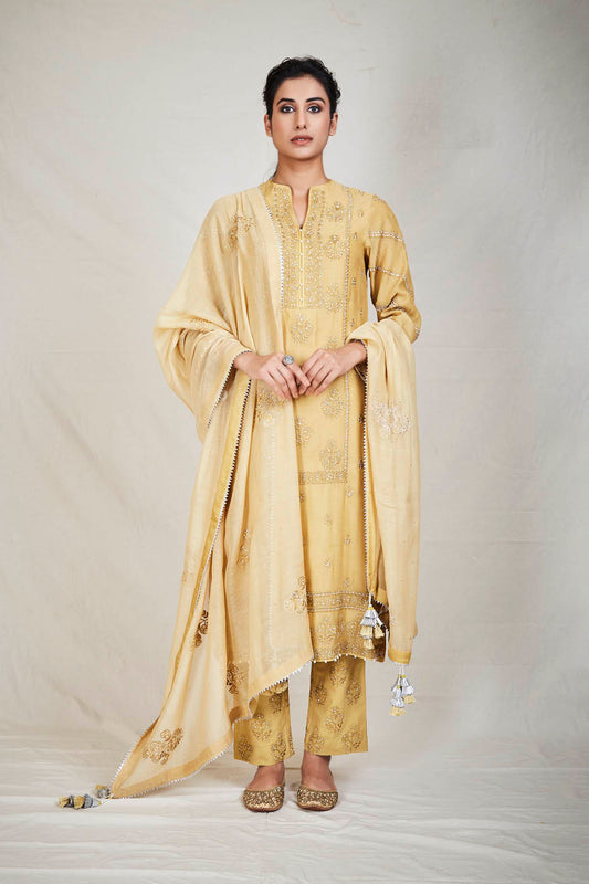 gazal kurta set