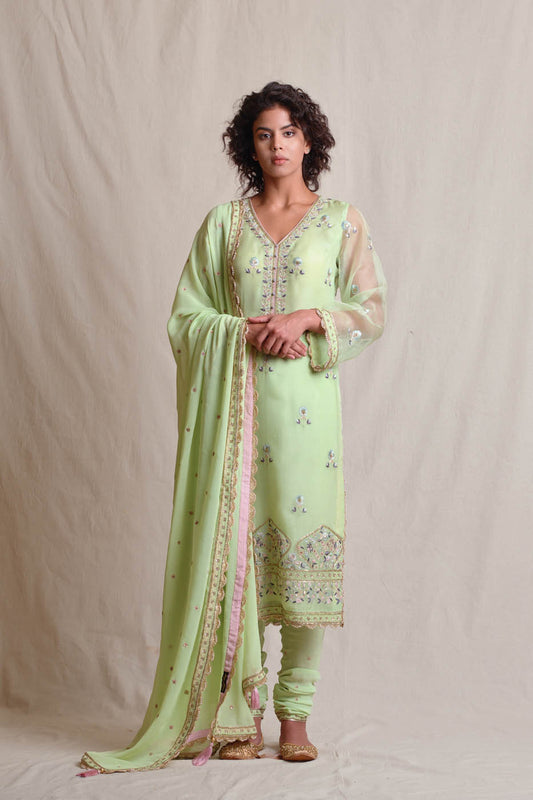 Qamara Kurta Set