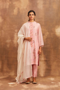 aprajhita kurta set