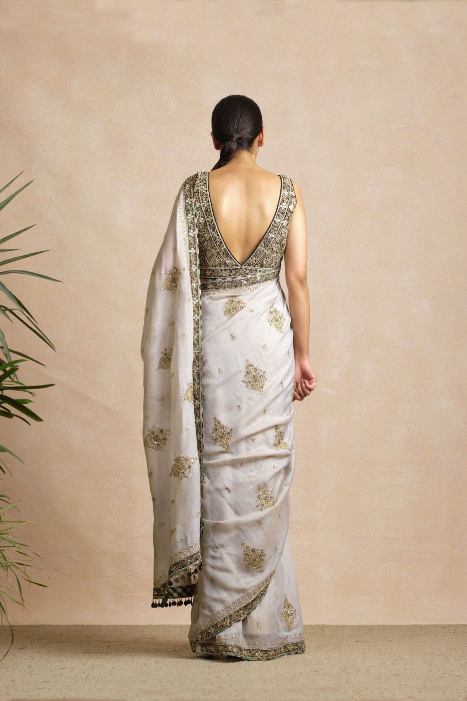 Vaari Saree Set