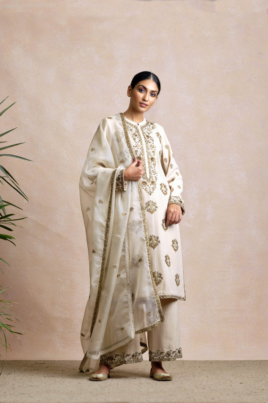 Ila Kurta Set