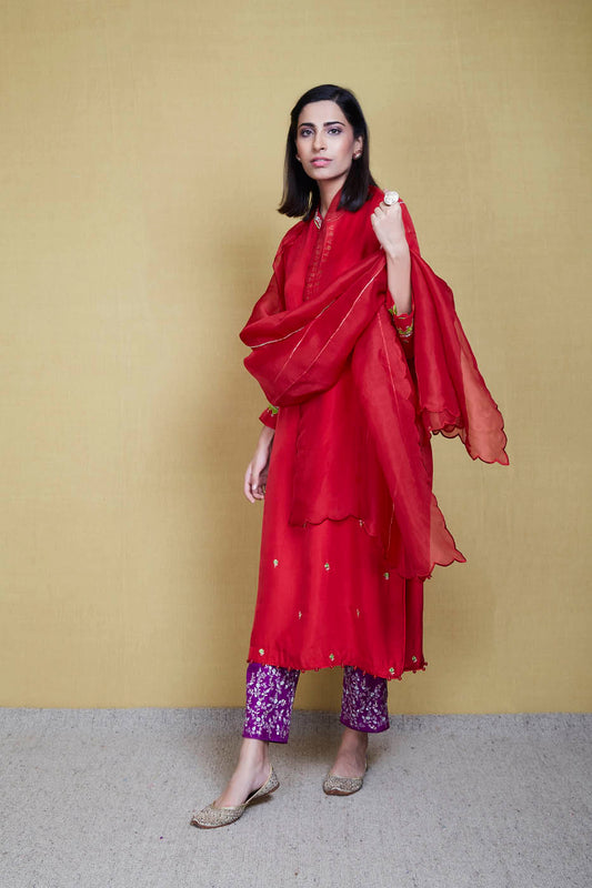 anokhi dark red kurta set