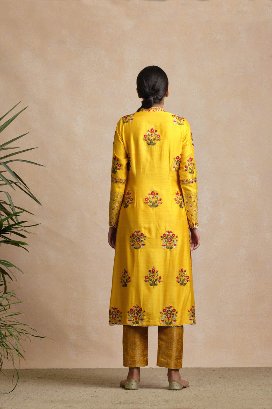 Kuhu Kurta Set