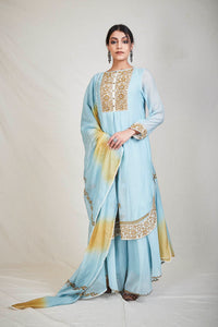 zeenat kurta set