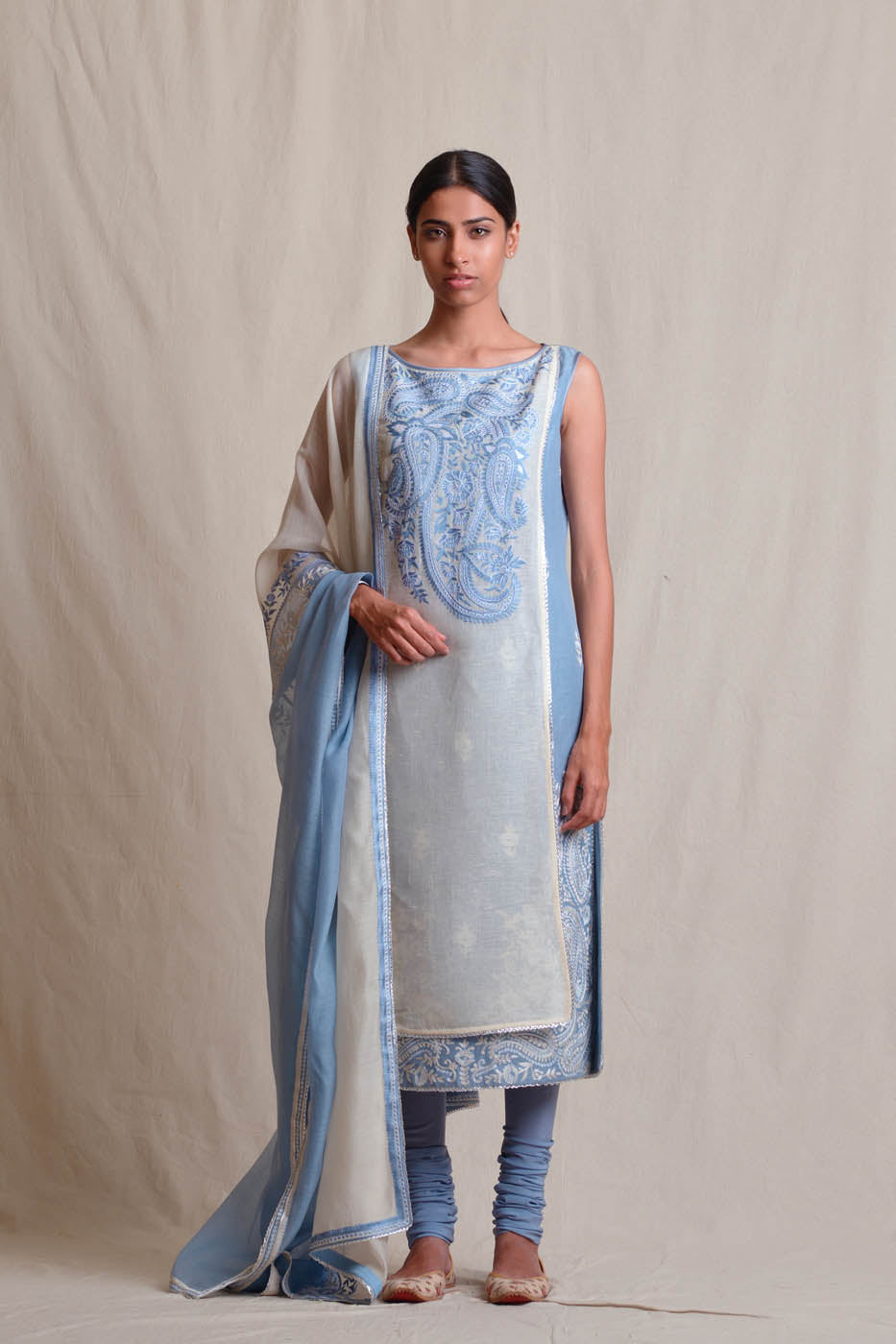 Aasia Kurta Set