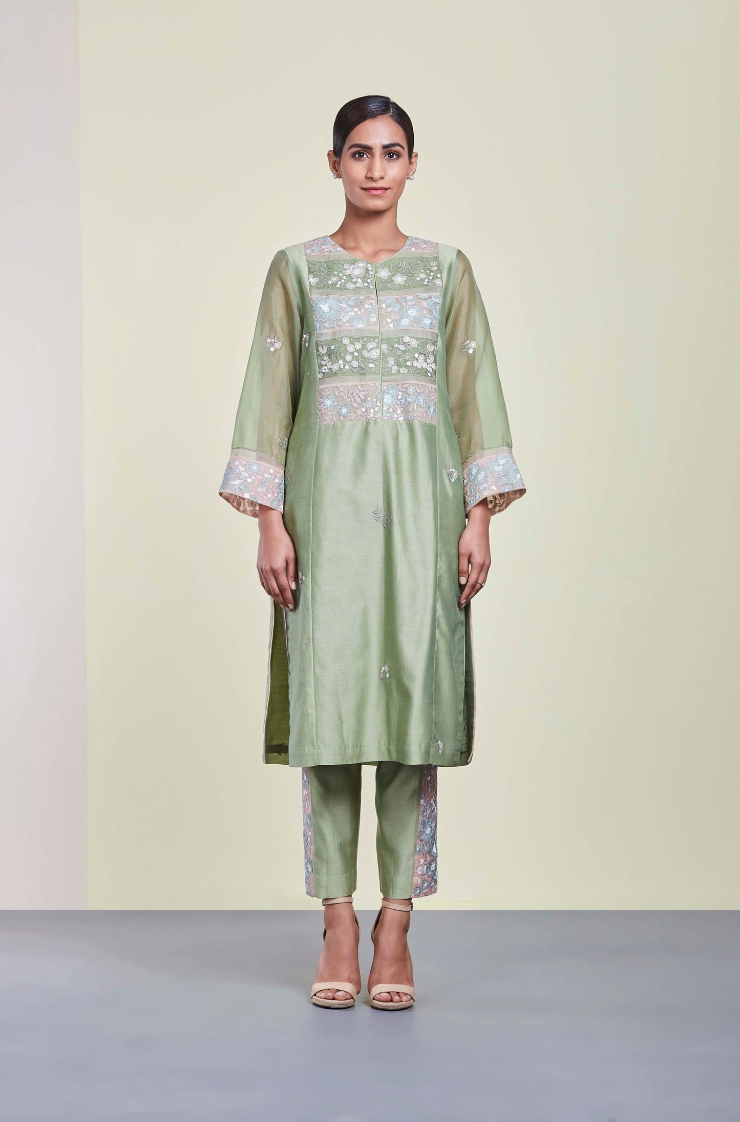 Lovable Kurta Set