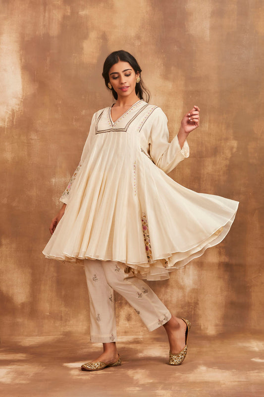 shuddhi anarkali set