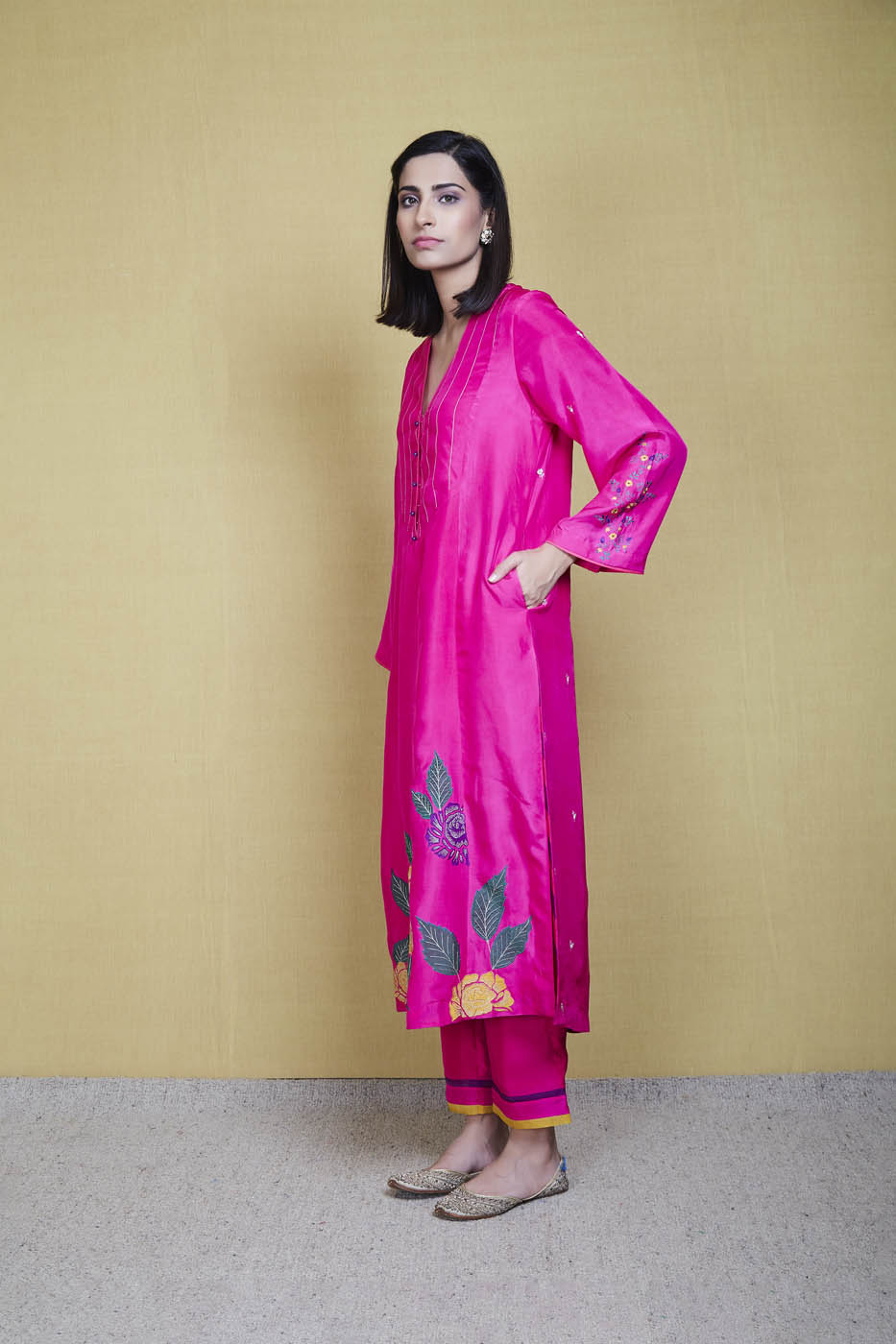 Pallavi Kurta Set