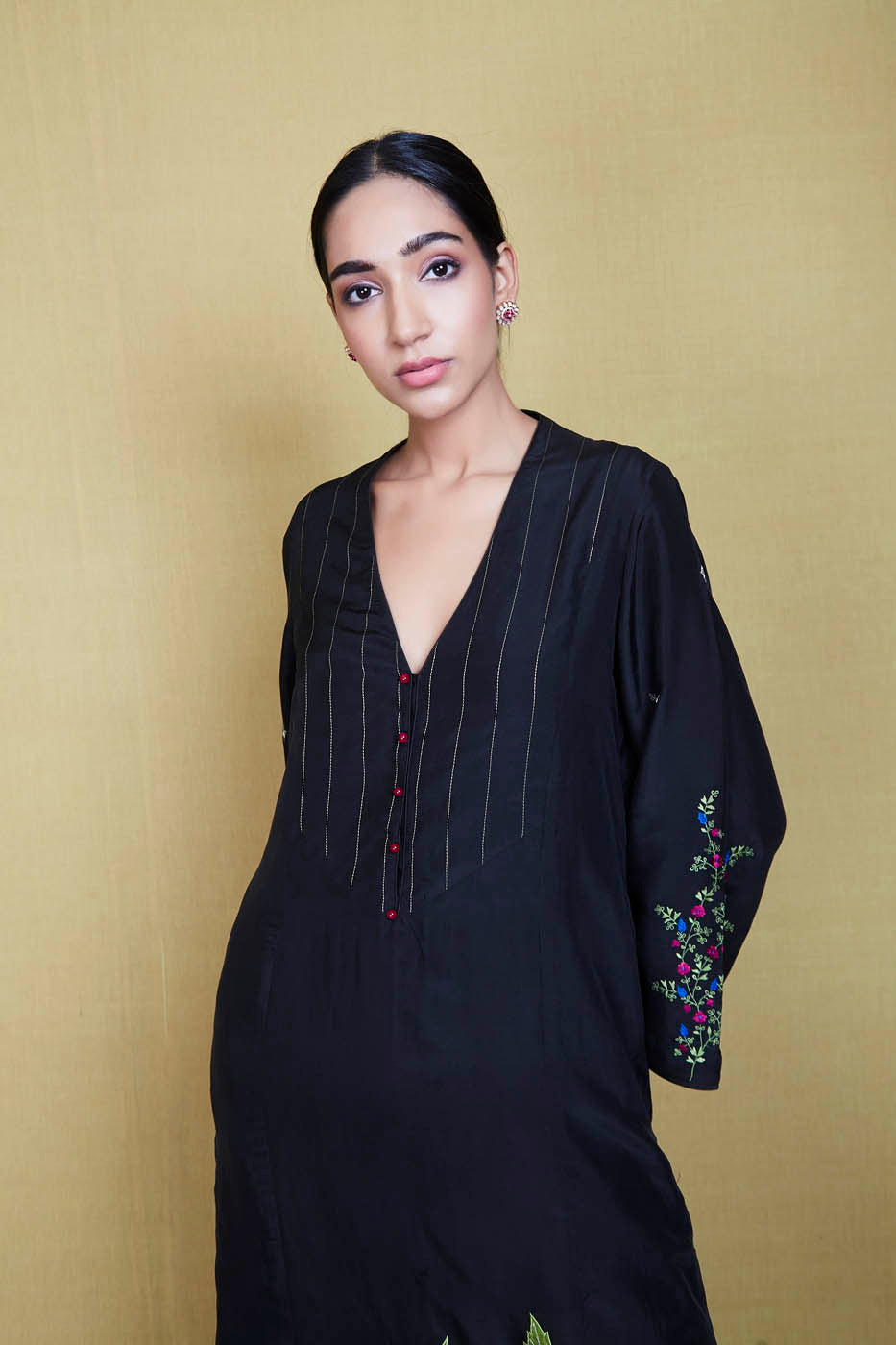 Pallavi Kurta Set