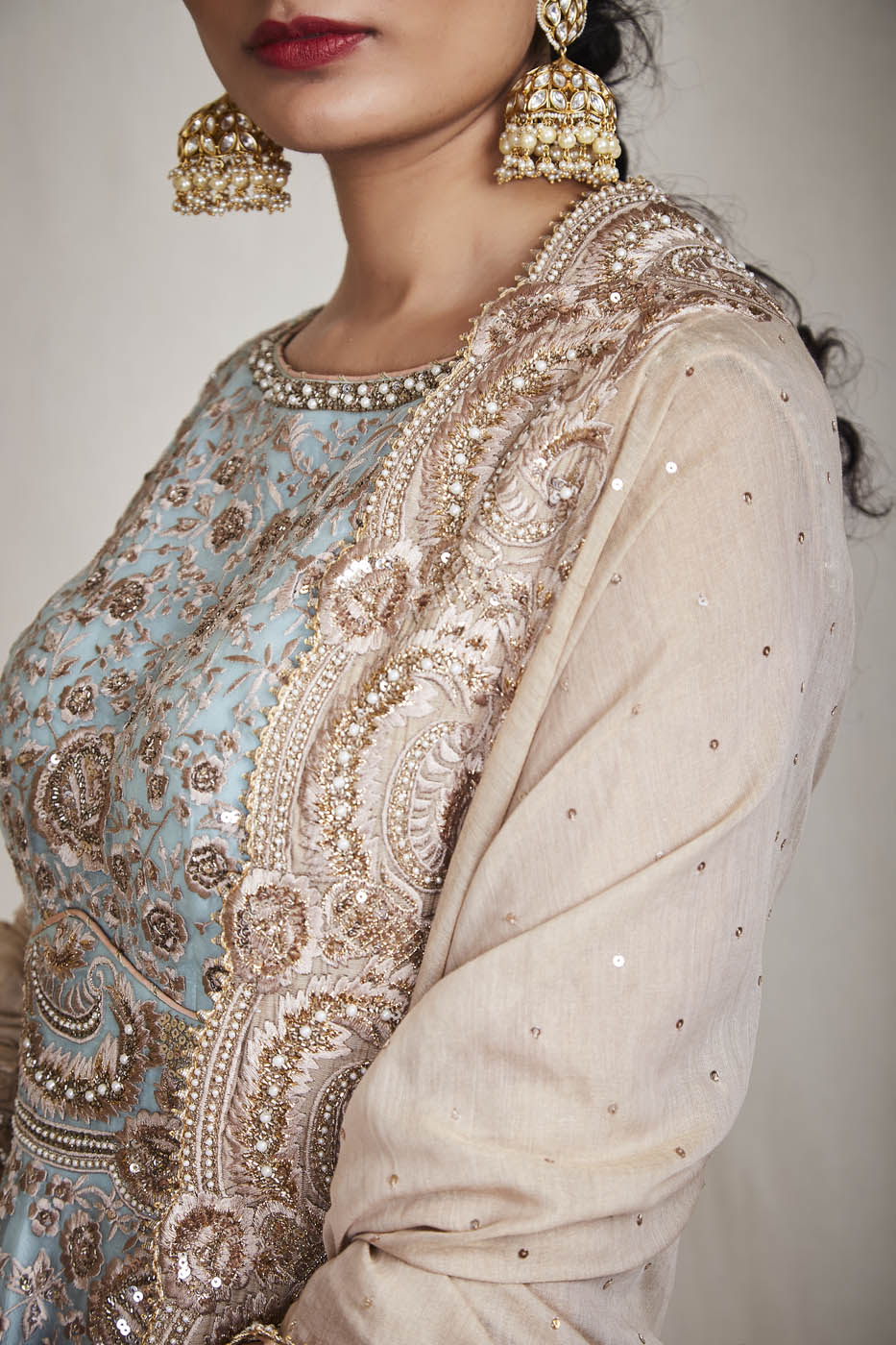 Yasmeen Sharara Set