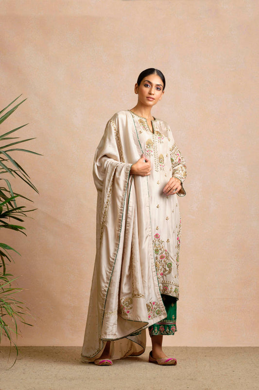 Paawani Kurta Set