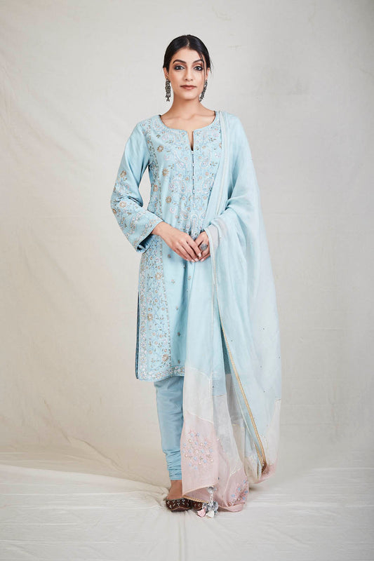 naila kurta set