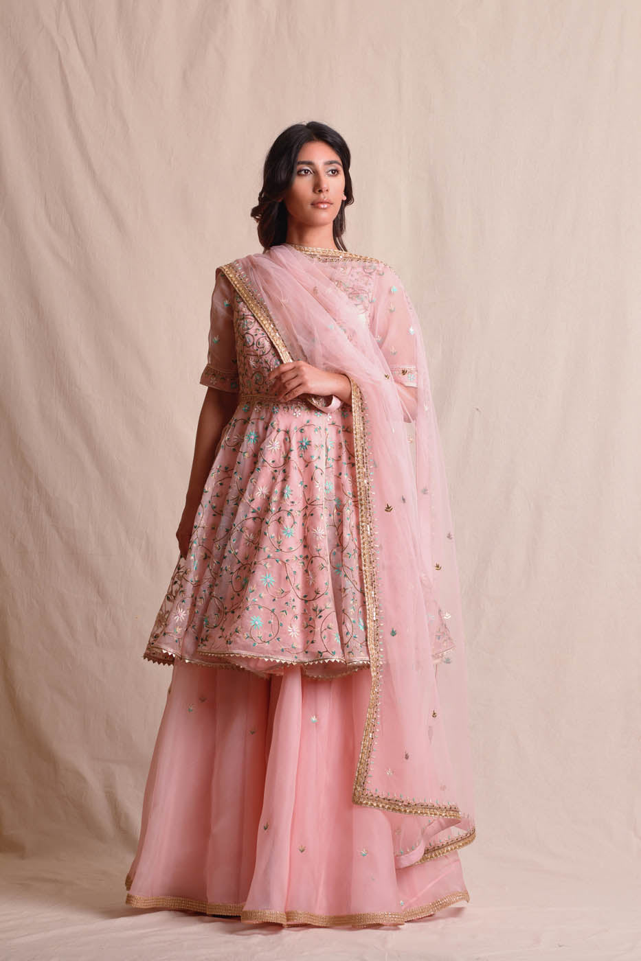 Zaniah Sharara Set