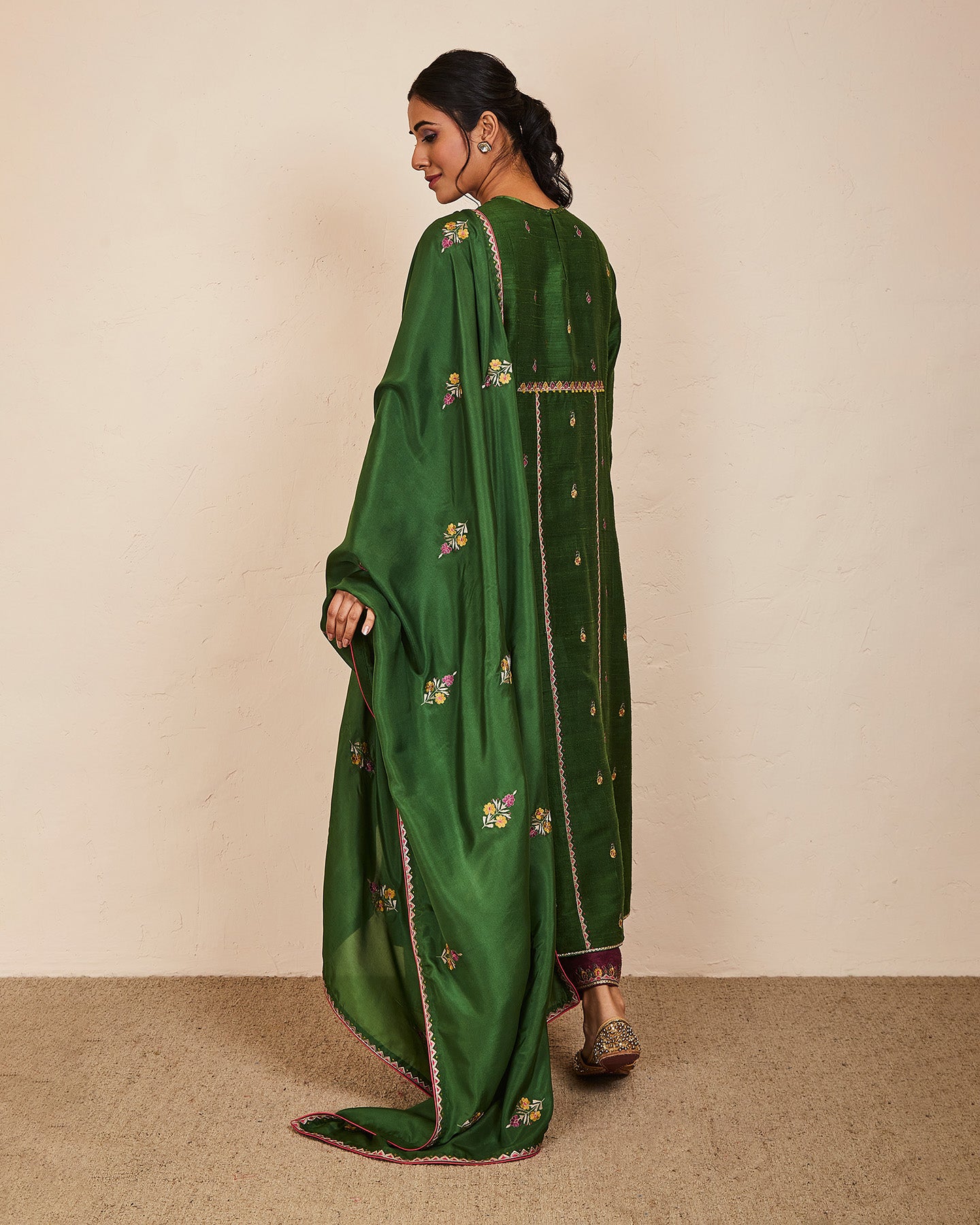 Yashi Kurta Set
