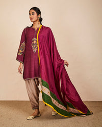 bhaumi kurta set wine