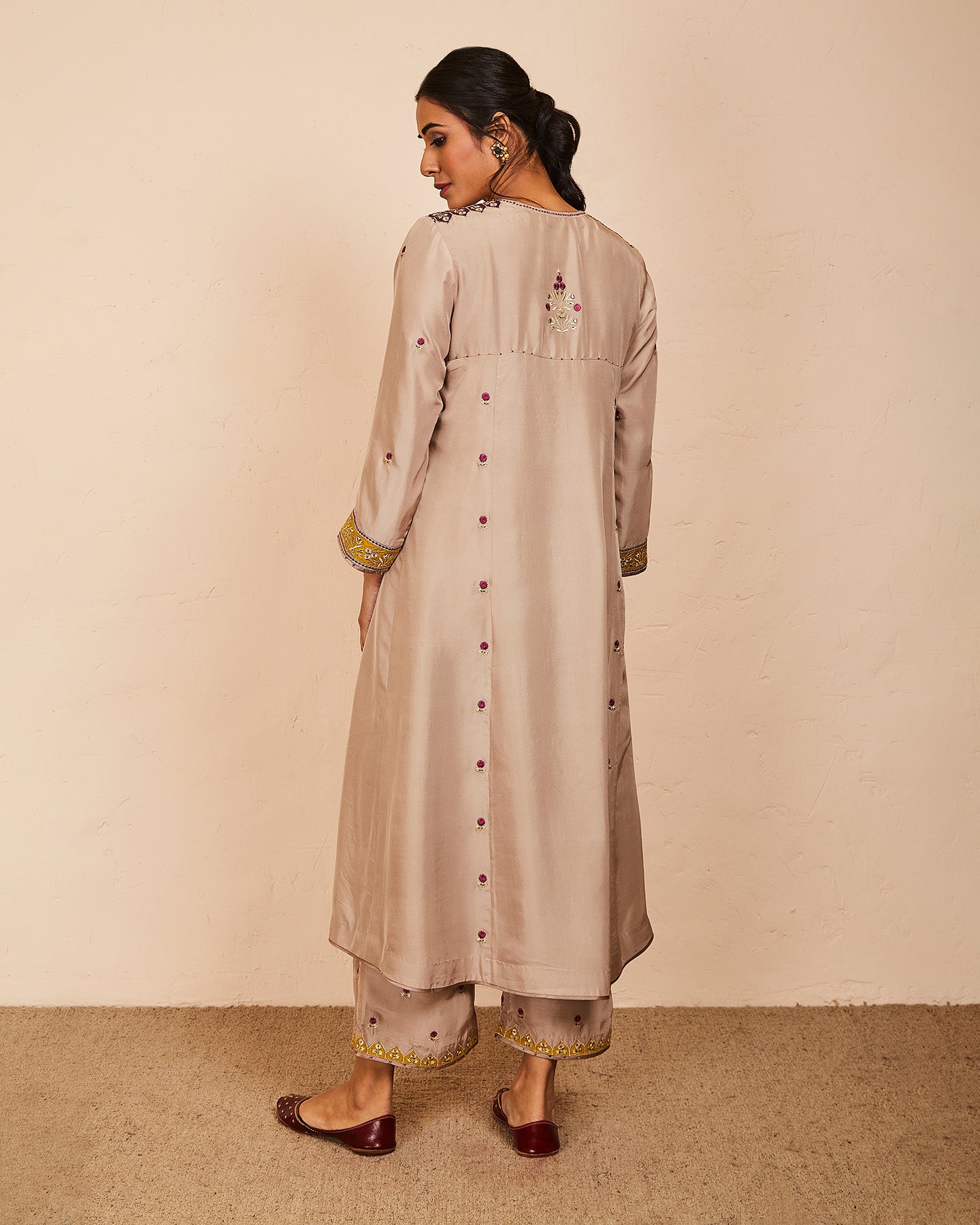 Kavya Kurta Set