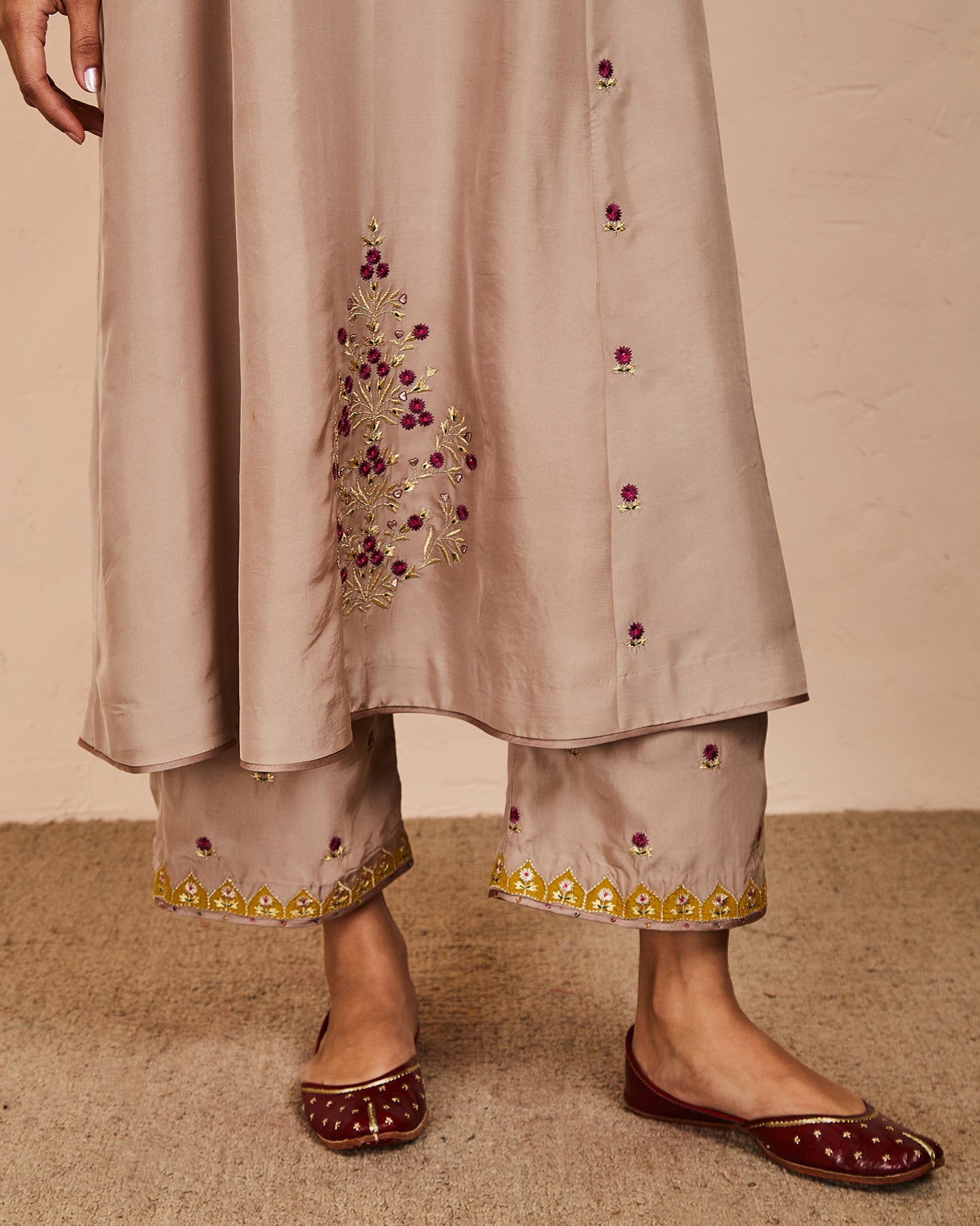 Kavya Kurta Set