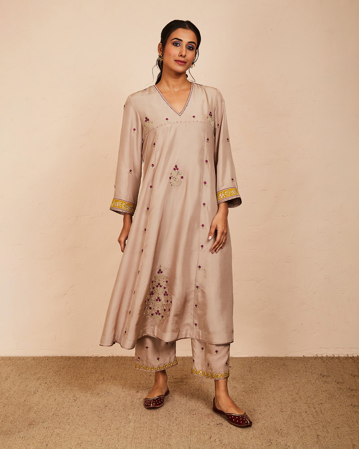 Kavya Kurta Set