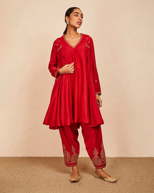 nimisha anarkali set red