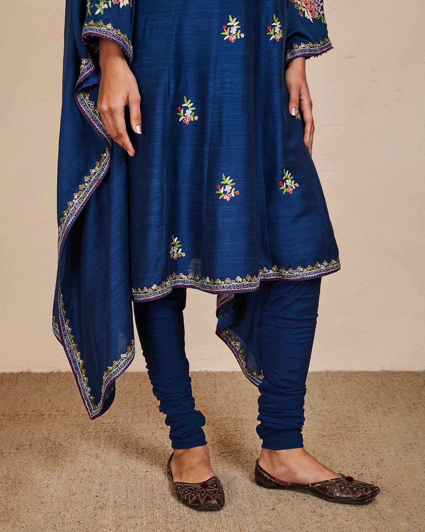Navya Kaftan Set
