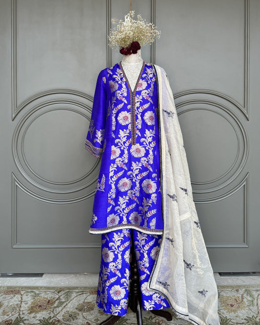 jeevika kurta set