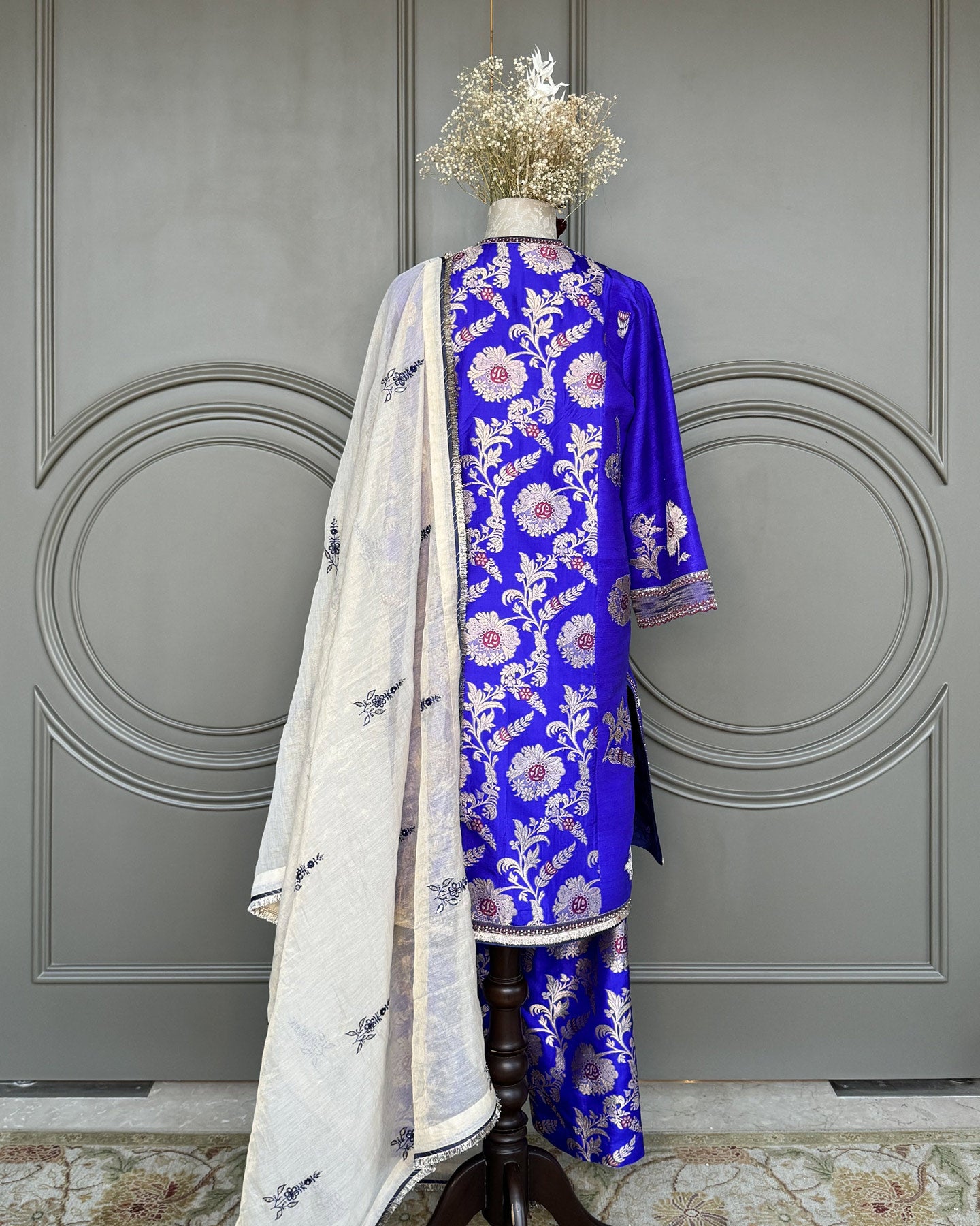 Jeevika Kurta Set