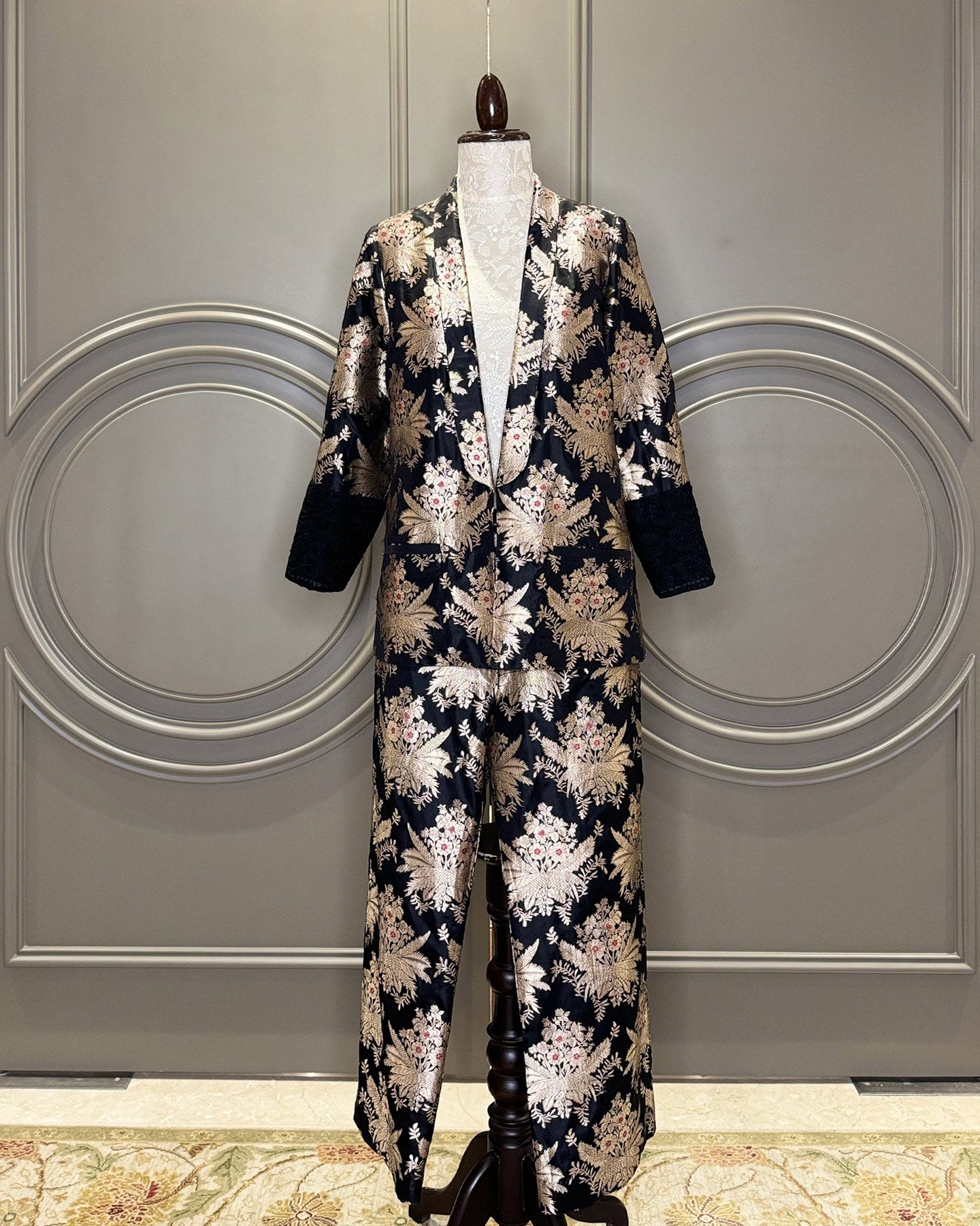 adhira jacket set