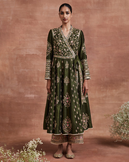 vedanti angrakhaa set olive
