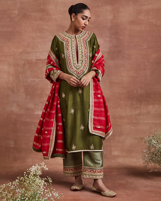 charita kurta set olive red