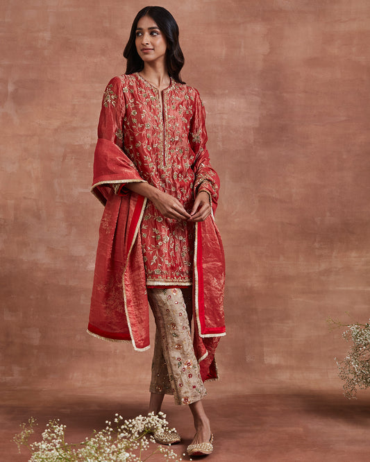menaha kurta set red beige