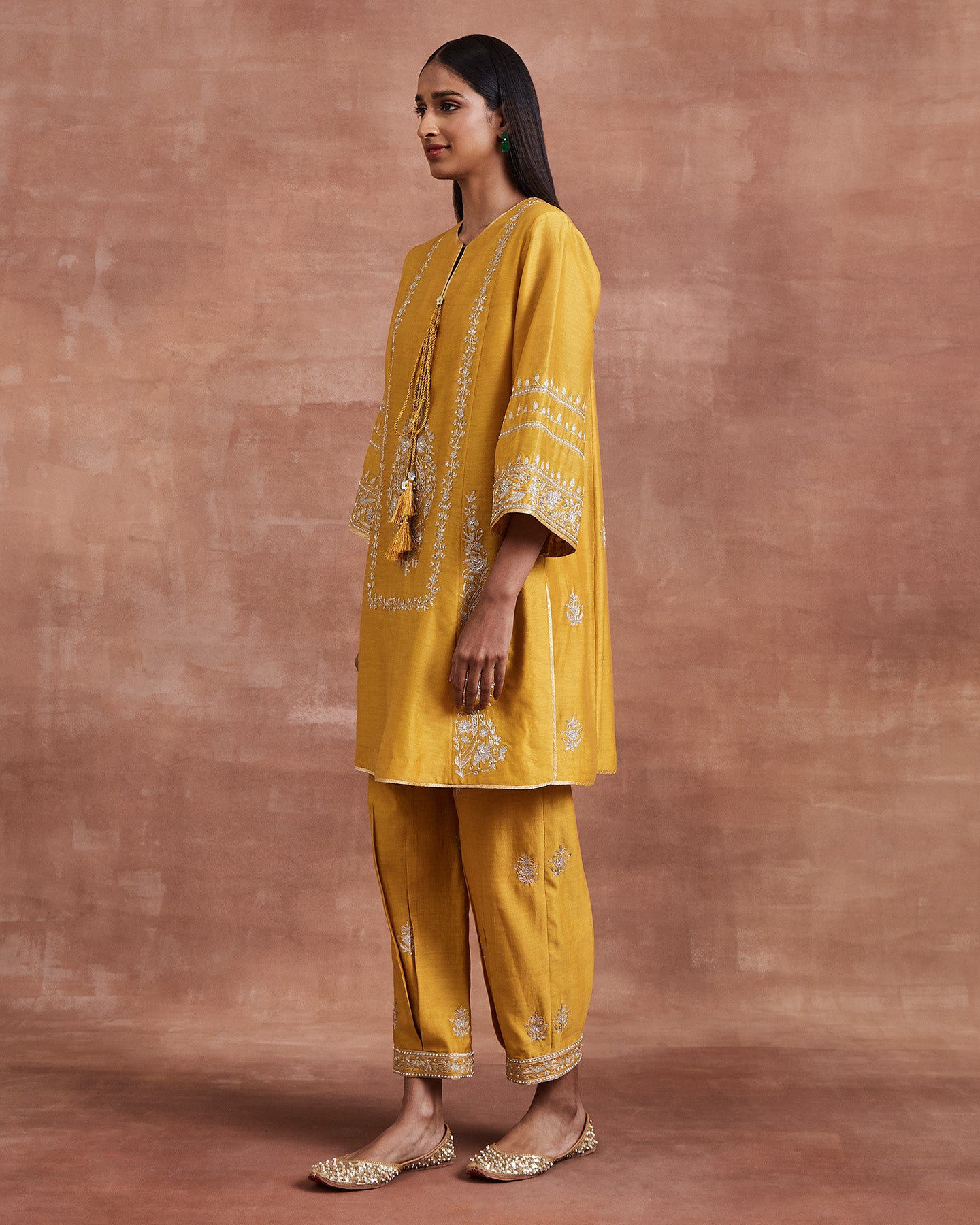Aarashi Kurta Set