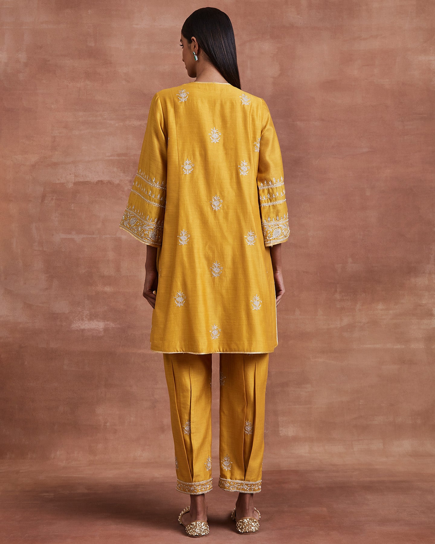 Aarashi Kurta Set
