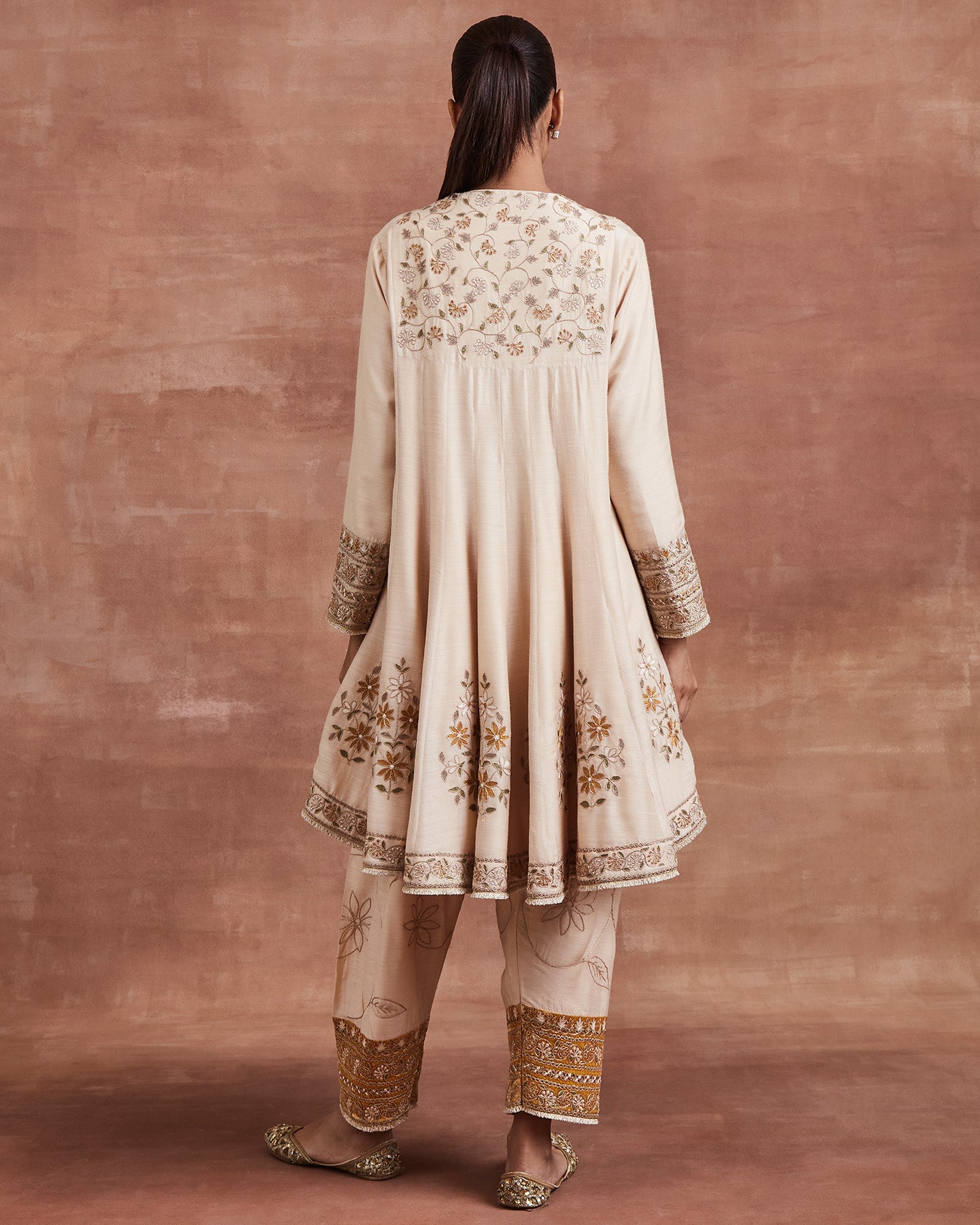 Gitashri Anarkali Set