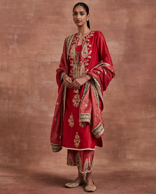 charu kurta set red