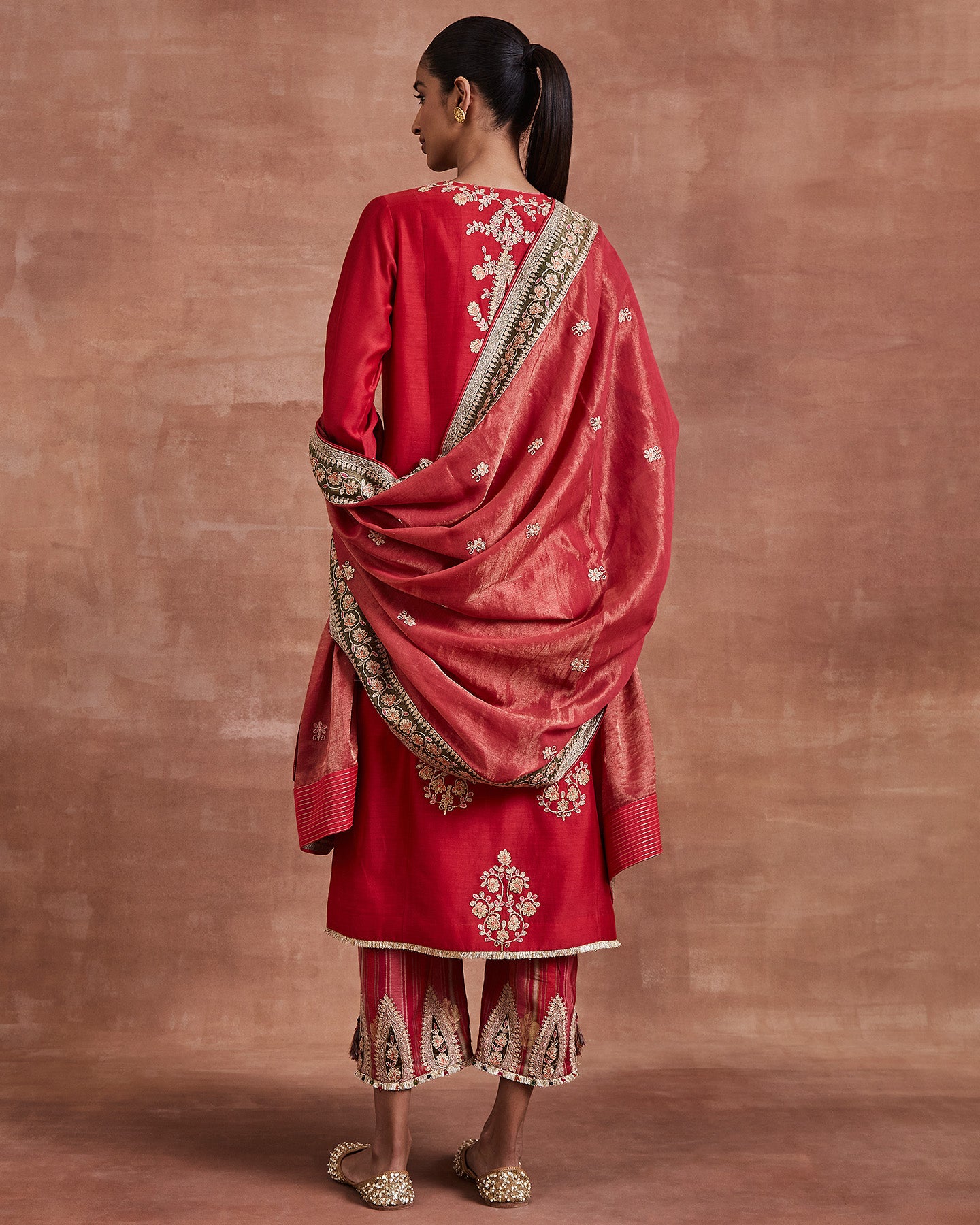 Charu Kurta Set