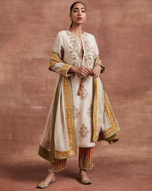 mahi kurta set beige ochre
