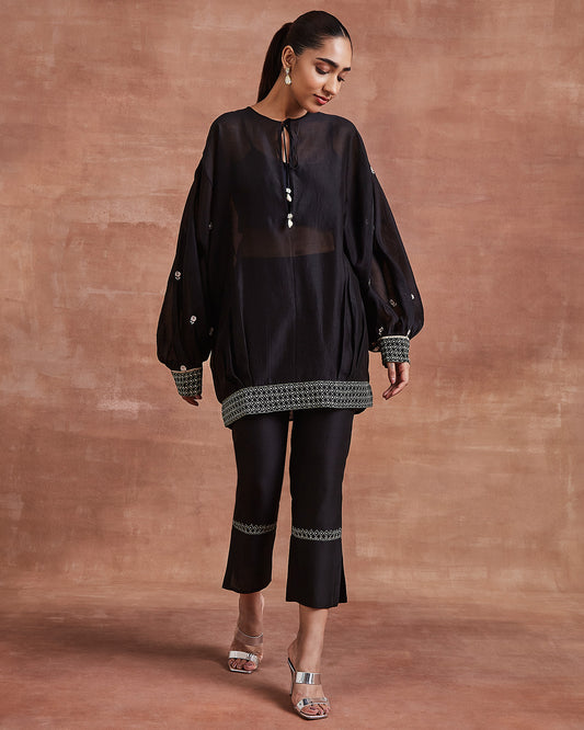 vada co ordinate set black